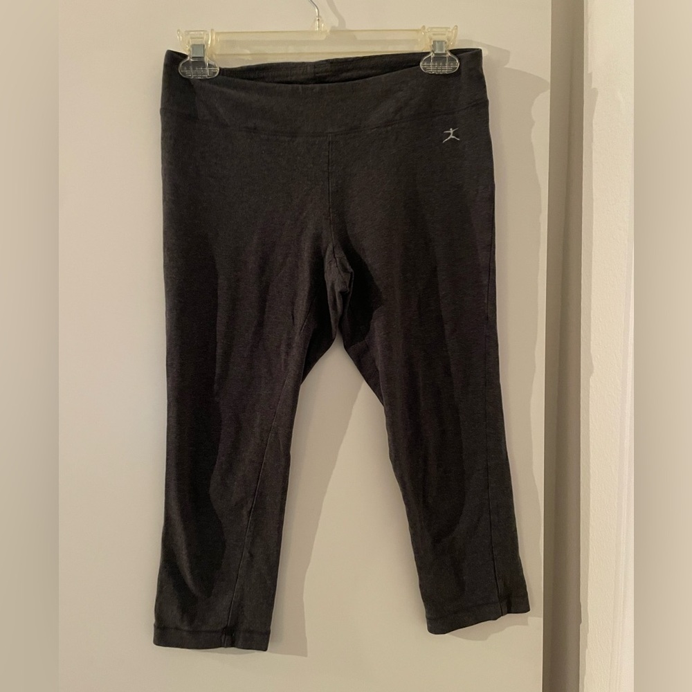 Danskin Cotton Low Rise Cropped Leggings Grey